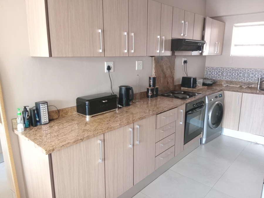 To Let 3 Bedroom Property for Rent in Kenilworth Western Cape